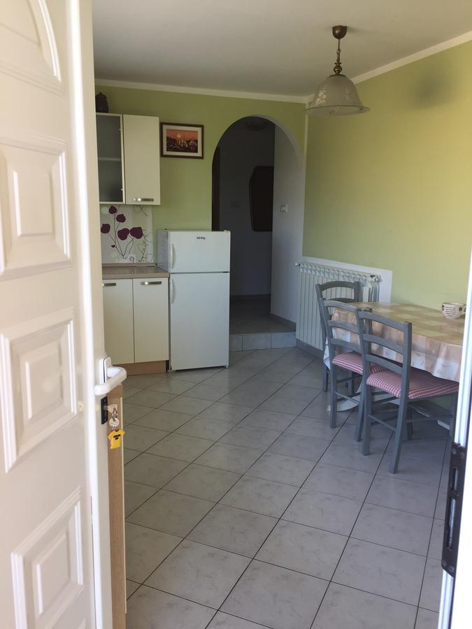 Apartments & Rooms Buoni Amici Murine ภายนอก รูปภาพ